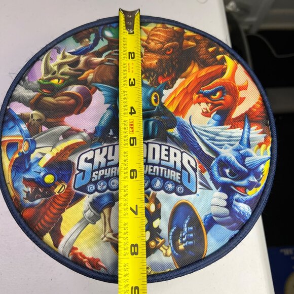 Skylanders Spyros Adventure Themed Round Storage Case With Zipper Closure - Picture 8 of 9